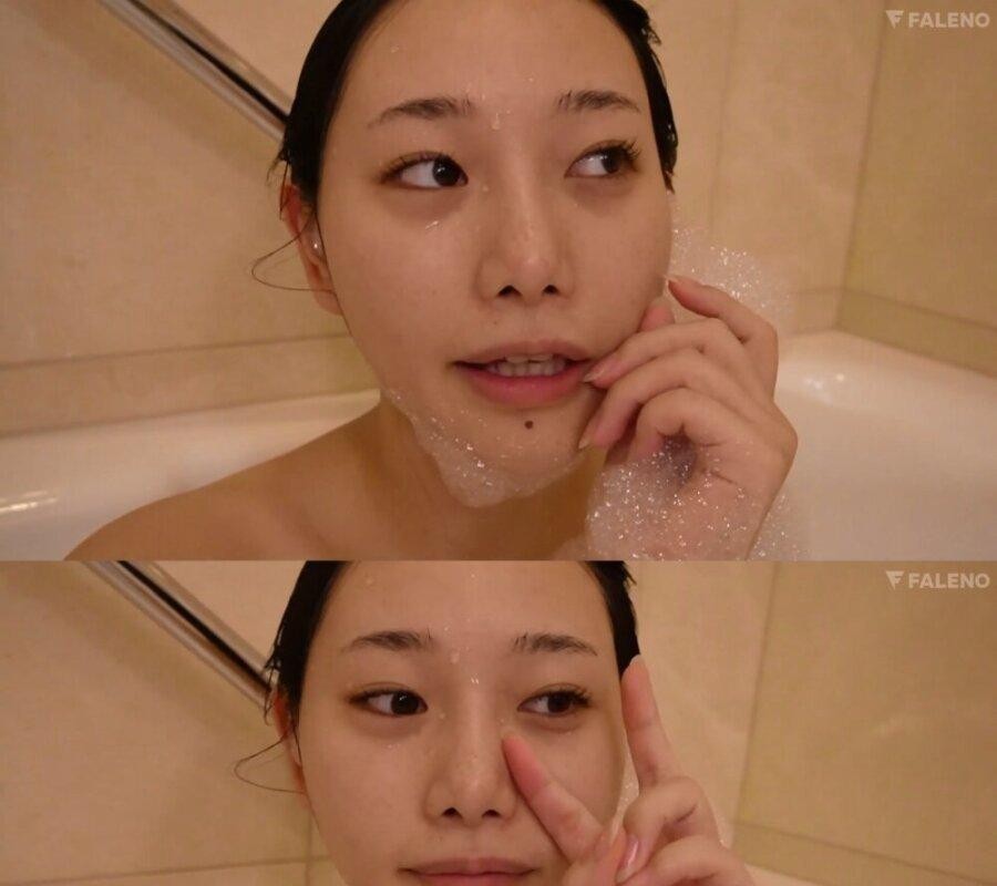 Revealing AV actor's bare face