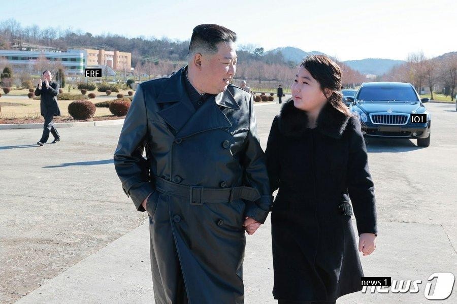 Additional photos of Kim Jong-un's daughter are released.jpg