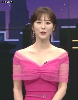 Park Yeon-kyung, a beautiful woman with collarbone, Park Shin-young, an announcer