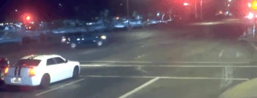 The driver who saved his family by hitting a traffic violation vehicle gif
