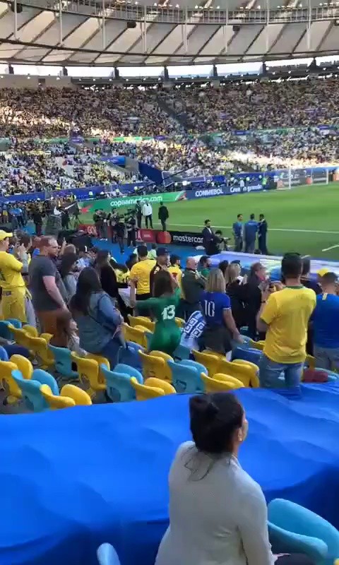 (SOUND)Qatar World Cup Brazilian Lady Physical Shaking