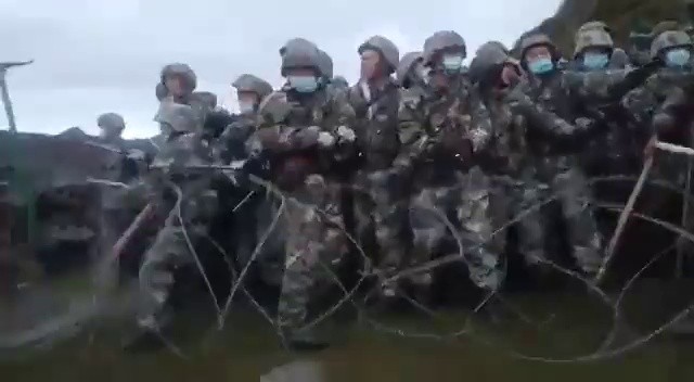 (SOUND)Chinese and Indian troops clash with bricks and wooden sticks on the Himalayan border
