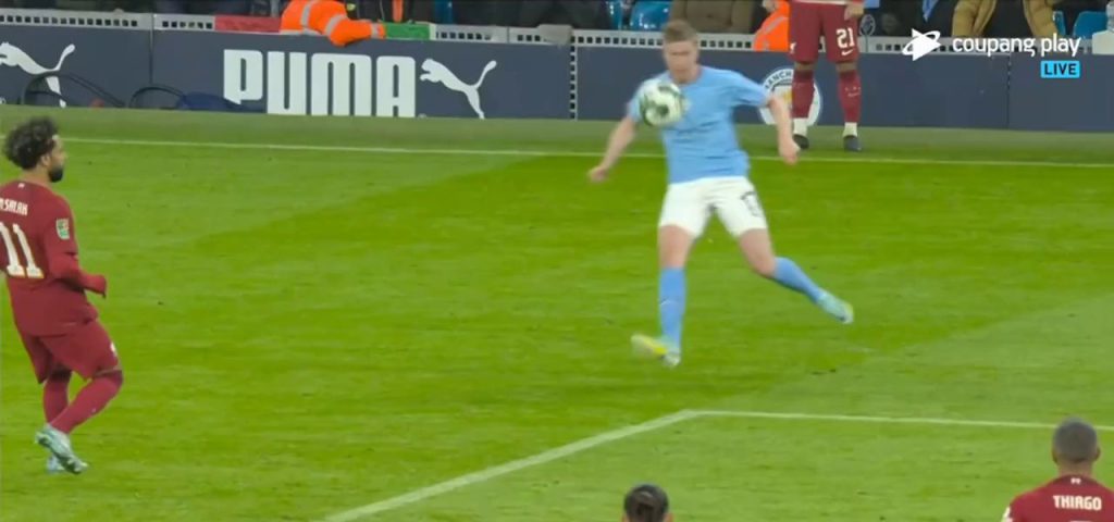 Manchester City V Liverpool Ake, another leading goal(Laughing out loudDeokbae, crazy cross
