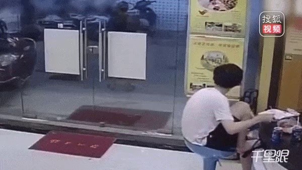 The real martial arts noodle restaurant gif