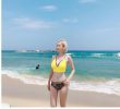 Seo Hyun-sook, cheerleader, yellow bikini.