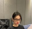 Kim Doyeon's Instagram horn-rimmed glasses.
