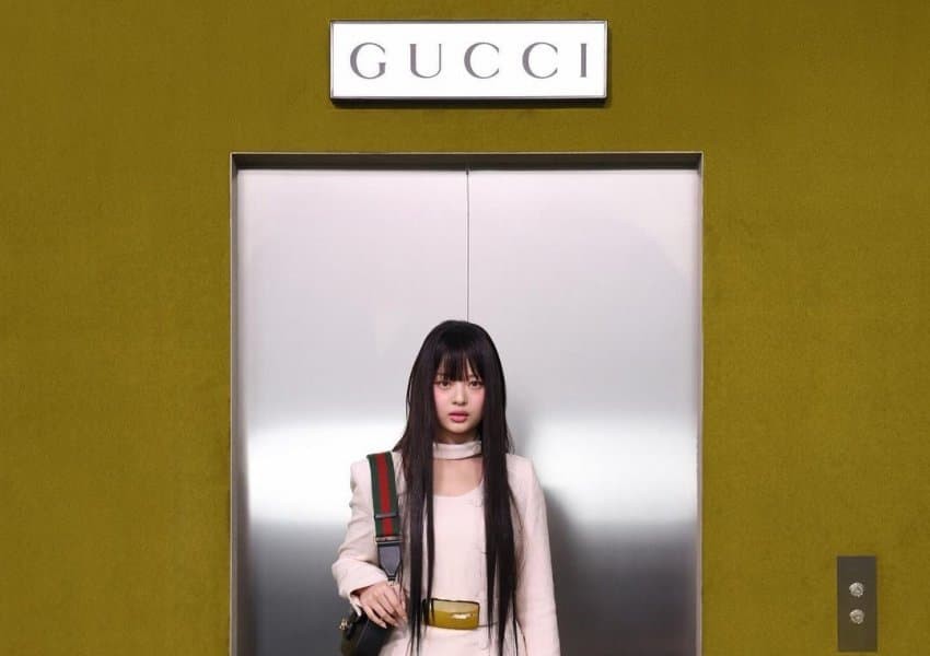New Jin's Hani Selfie at Gucci Fashion Show