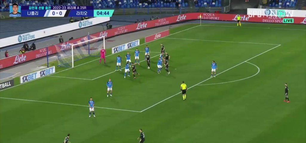 (SOUND)Naples vs. Lazio Commentary DiLorenzo Super Save Shaking. Shaking.