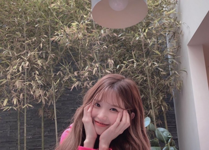 Fromis_9 Song Hayoung.