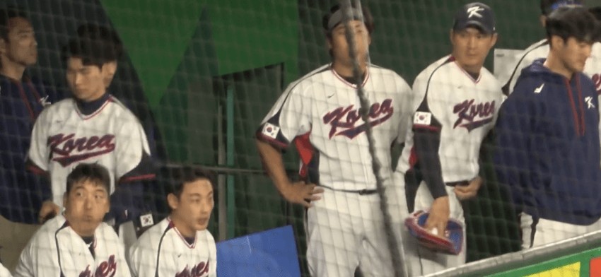 Kang Baek-ho was out yesterday, and the atmosphere of the Korean dugout is so bad.
