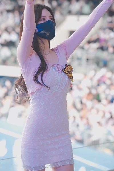 (SOUND)Nam Min-jung Cheerleader's Plain Clothes Closer Look Dress
