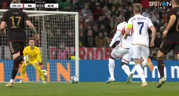 Germany vs Belgium Lukaku scored an additional goal Shaking. Shaking