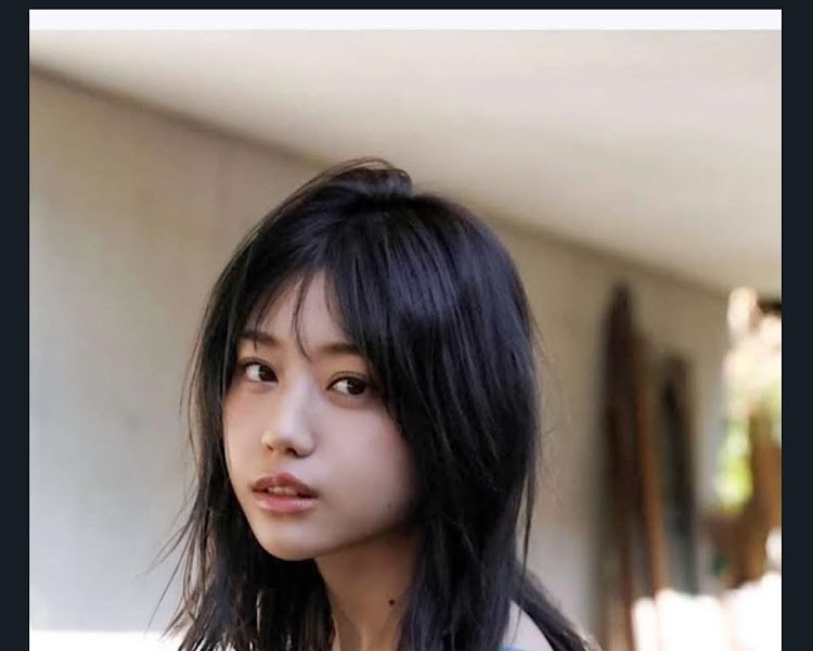 Mayumi Shirai, a gravure model and actor born in 2000