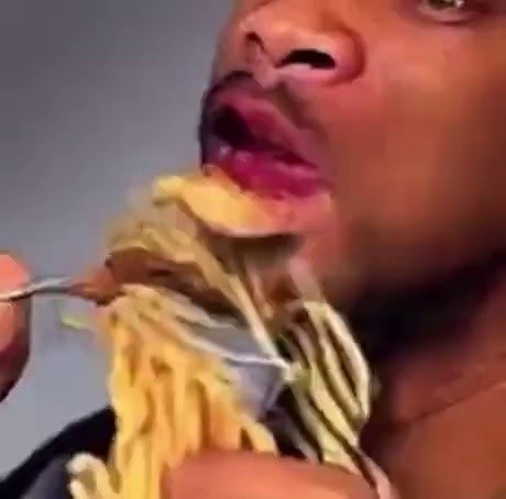(SOUND)AI-created video of Will Smith eating spaghetti