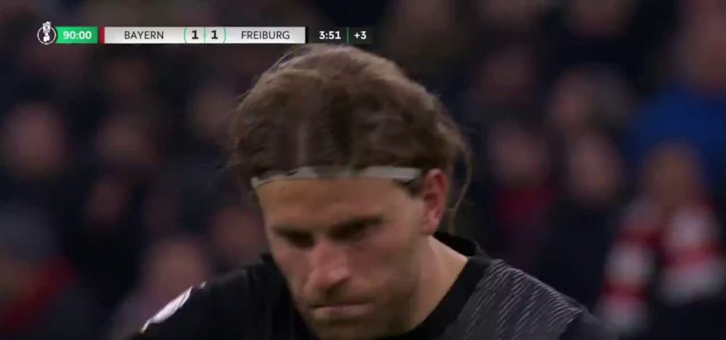 (SOUND)Bayern vs Freiburg Freiburg Theater PK come-from-behind goal