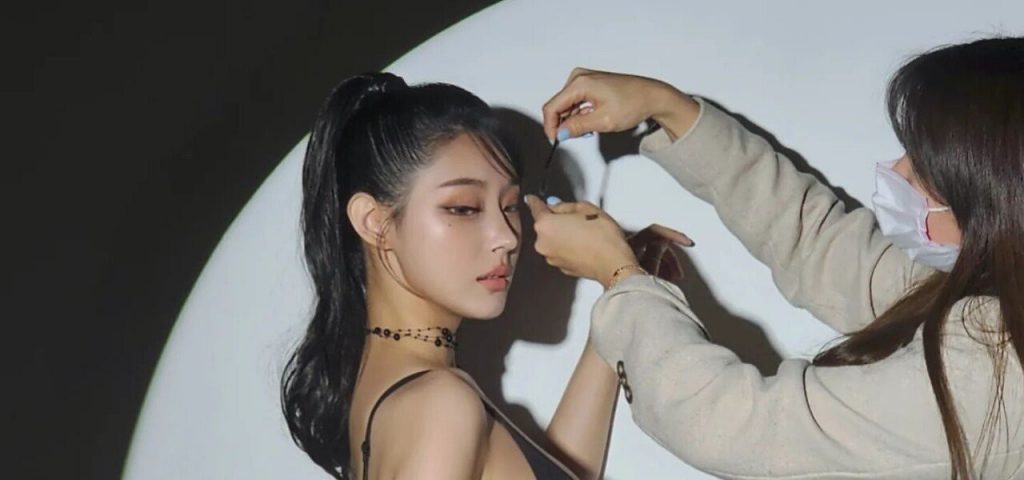 Kim Kap Joo's side profile during a photo shoot