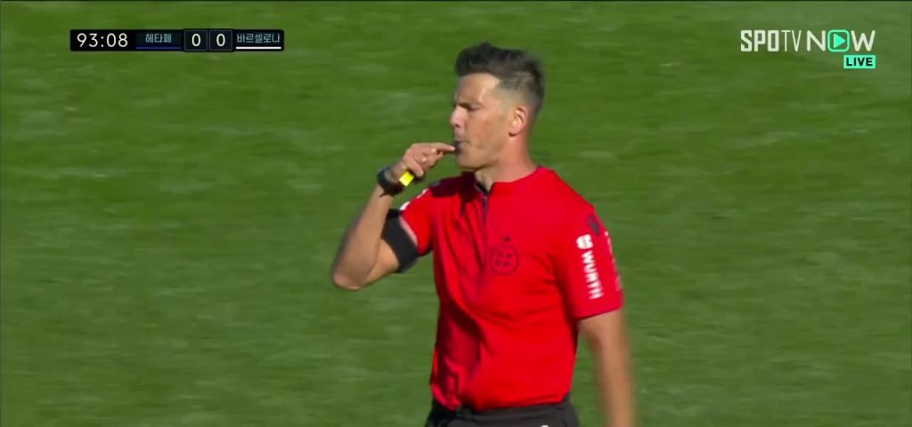 (SOUND)Getafe vs Barcelona game over! a game that ends without a goal for either team [Laughing]