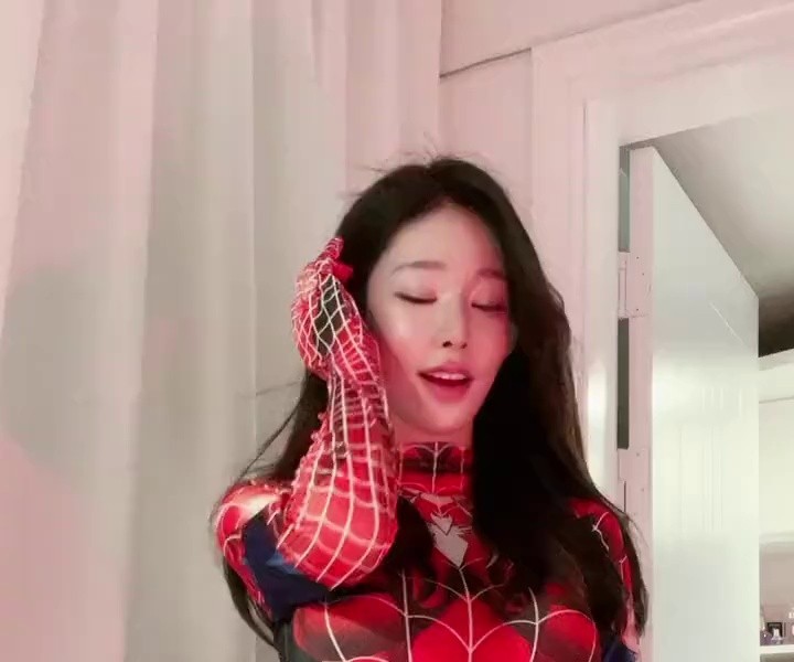 (SOUND)God Sehee's dizzying body that became Spider-Man