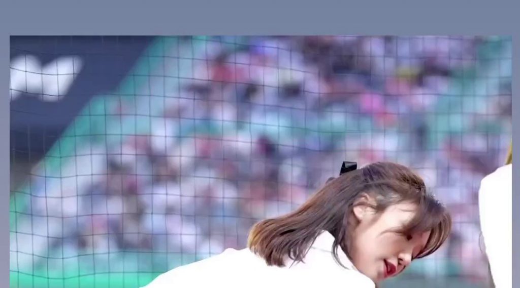 (SOUND)Lee Juhee, cheerleader who is not visible
