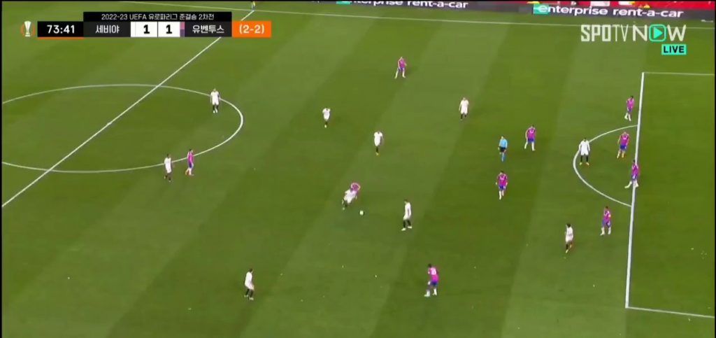 (SOUND)Seville vs Juventus! Come on! The King of Europa hasn't collapsed yet!! Seville scores an equalizer with a wonder goal from the return of hydrogen!! Shakingmp4AGG 2 2