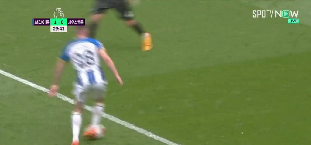 (SOUND)Brighton vs. Southampton Evan Ferguson's first goal Shaking. Shaking