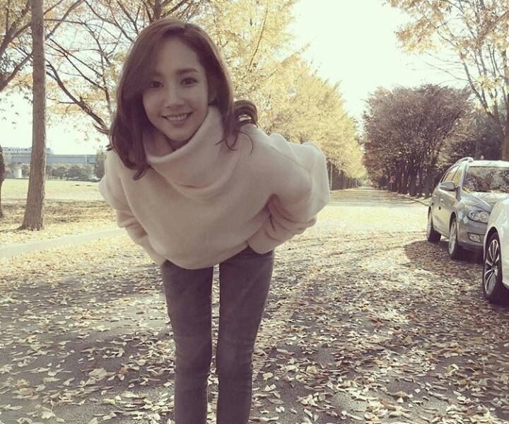Actor Park Min-young