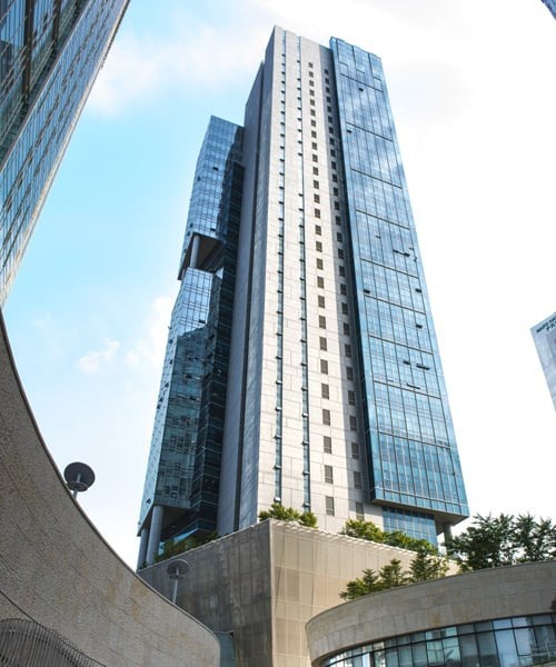 Mesenapolis Penthouse Highest Price Of 5.1 Billion Cash Buyers Lim Young-woong