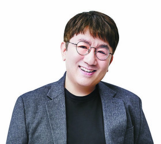 A Man Laughs At SM Entertainment, Now Stock Has Tumbled 8%