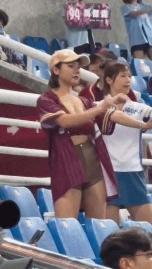 Taiwan's baseball cheering fever