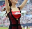 Kim Do-ah, cheerleader, slightly bent chest bone