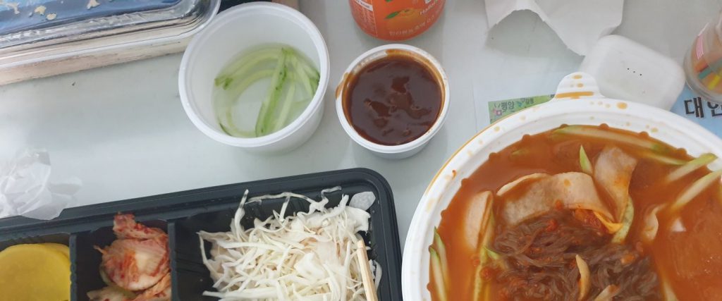 How about a 10,000 won combination of cold noodles and pork cutlet