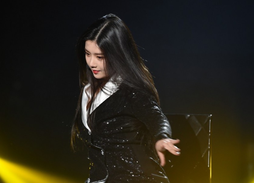IZ*ONE's sexy leader, Kwon Eunbi