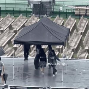 NU'EST JIN'S GIF is rehearsing for the concert