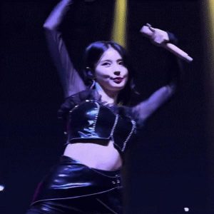 Enamel costume short-haired MIYEON from (G)I-DLE