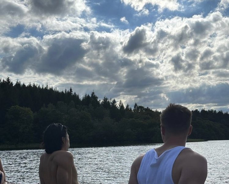 Cho Kyu-sung Taking Swimming Lessons in Denmark