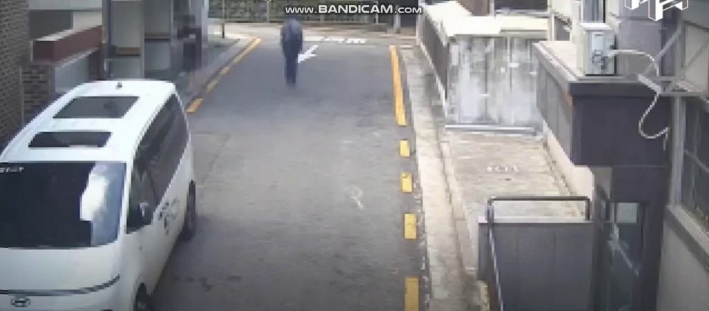(SOUND)CCTV footage of Sillim's sexual assault suspect just before the crime