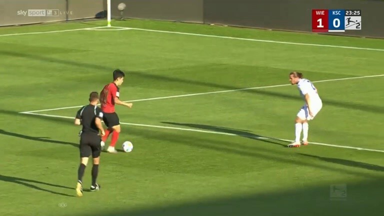 Bechen vs Karlsruher Lee Hyun-joo Wonder's debut goal. Various angles Thank you. Thank you