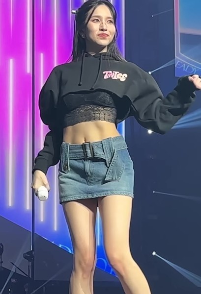TWICE MINA with lingerie look on her abs