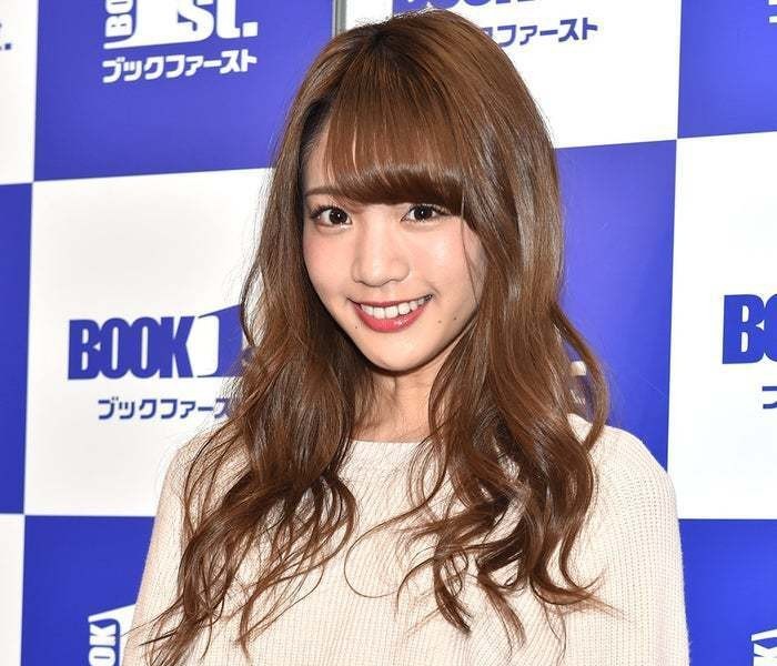 Model and actress Yumi Shida