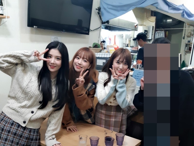 Nako is visiting the pork cutlet restaurant at Alley Restaurant