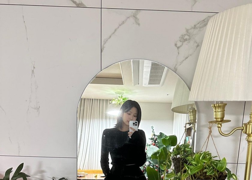 Actress Kim Min Ju's Instagram is so beautiful and beautiful
