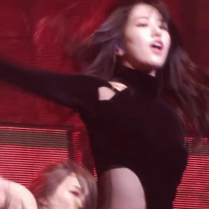 Sexy black see-through eye with open thighs and sides, Ahn Yujin