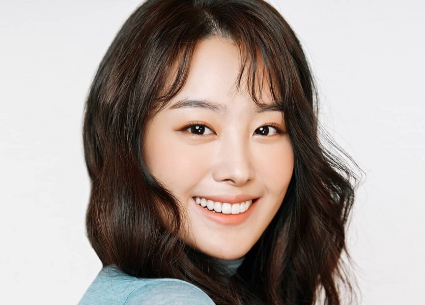 Song Ji Eun - New Agency