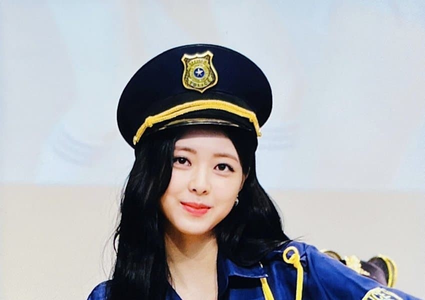 Police officer ITZY YUNA