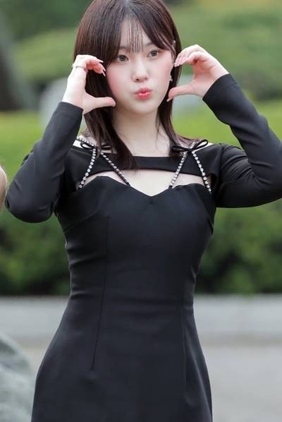 (SOUND)Kepler Kim Chaehyun Music Bank Mini Fan Meeting Black Dress Photo Time