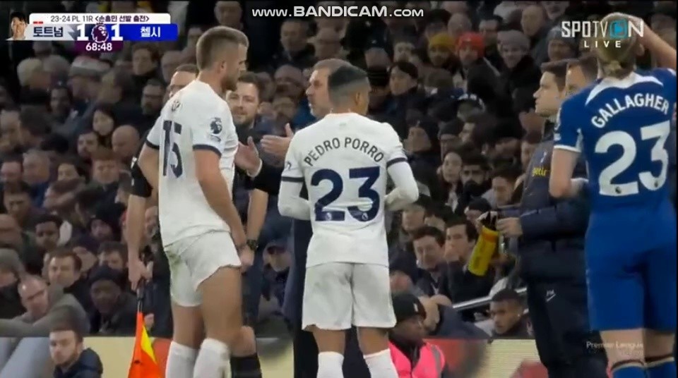 Four-Burge Tactics To Tottenham vs Chelsea Dyer (Singing "Shaking"