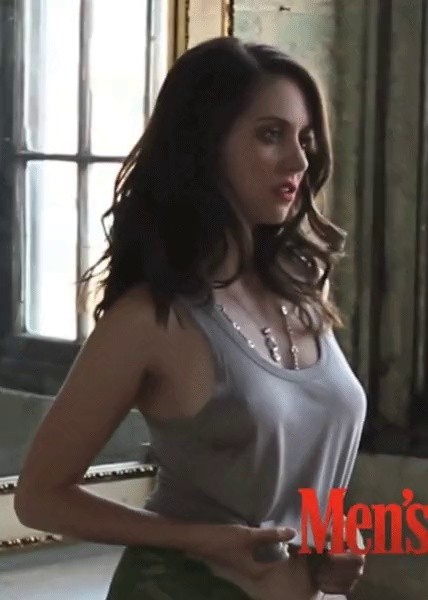 h. Allison Brie, an American actor with a good figure