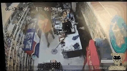 Chinese Convenience Store Robbery