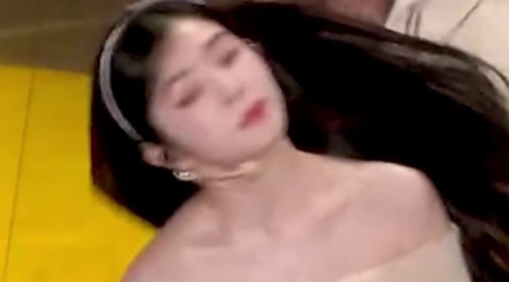Ivory off-shoulder. Bust red velvet, Irene, you can see it when it's drooping