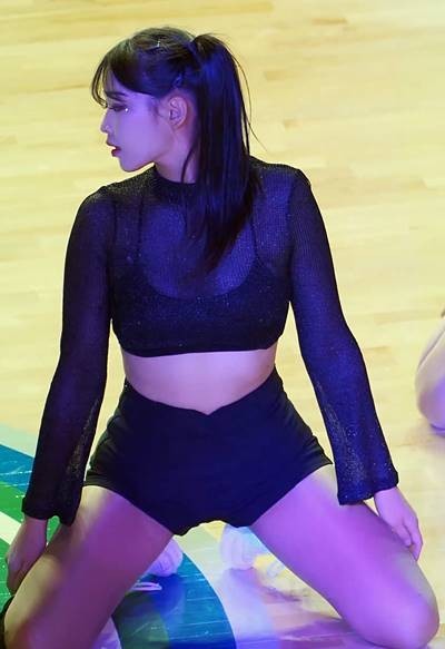 (SOUND)Pigtails see-through cropped T-shirt Black bra Chest bone Choi Seok-hwa Cheerleader